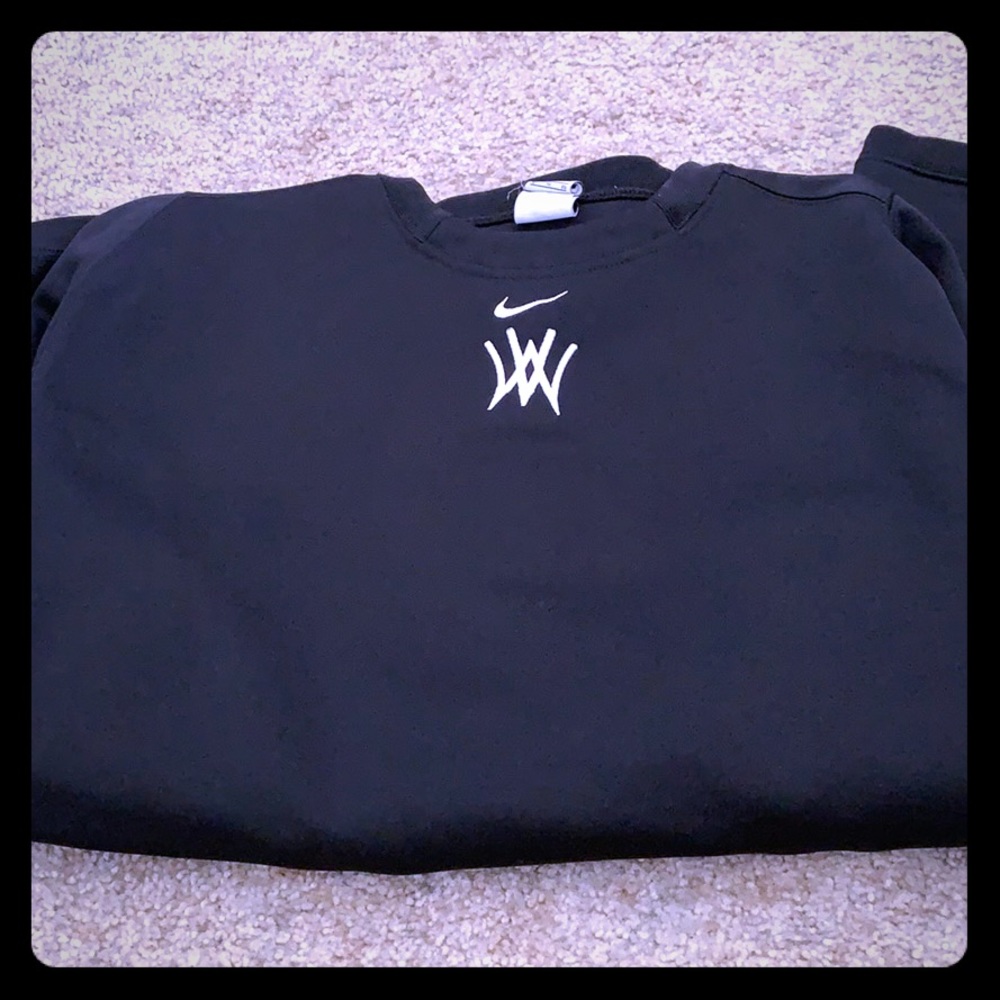 Crew neck